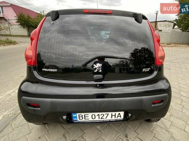 Пежо 107 2010 в Николаеве на Automoto.ua Черный Пежо 107, объемом двигателя 1 л и пробегом 109 тыс. км за 5288 $, фото 1 на Automoto.ua