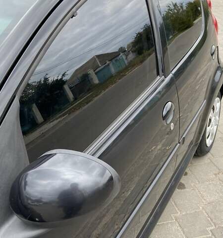 Пежо 107 2010 в Николаеве на Automoto.ua Черный Пежо 107, объемом двигателя 1 л и пробегом 109 тыс. км за 5288 $, фото 6 на Automoto.ua