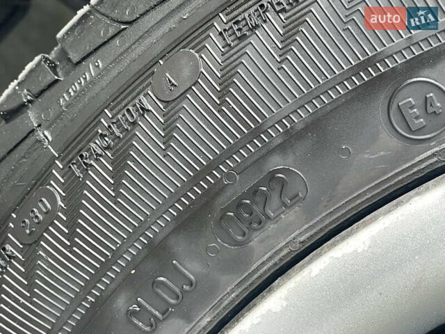 Чорний Пежо 107, об'ємом двигуна 1 л та пробігом 162 тис. км за 4970 $, фото 24 на Automoto.ua