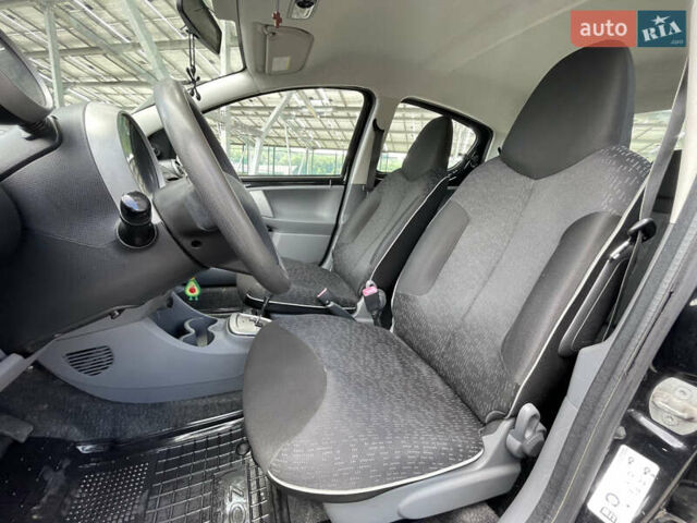 Чорний Пежо 107, об'ємом двигуна 1 л та пробігом 162 тис. км за 4970 $, фото 30 на Automoto.ua