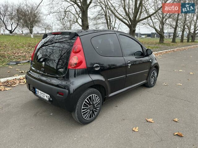 Черный Пежо 107, объемом двигателя 1 л и пробегом 110 тыс. км за 5200 $, фото 5 на Automoto.ua
