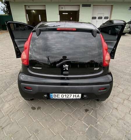 Пежо 107 2010 в Николаеве на Automoto.ua Черный Пежо 107, объемом двигателя 1 л и пробегом 109 тыс. км за 5288 $, фото 9 на Automoto.ua