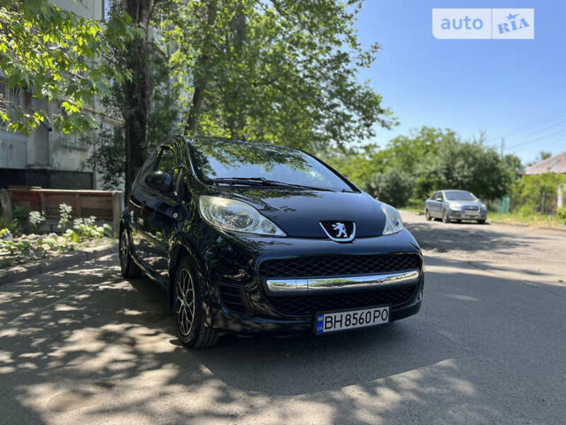 Чорний Пежо 107, об'ємом двигуна 1 л та пробігом 47 тис. км за 6999 $, фото 17 на Automoto.ua