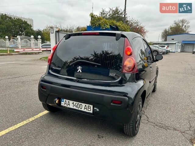 Пежо 107 2012 у Києві на Automoto.ua Чорний Пежо 107, об'ємом двигуна 1 л та пробігом 112 тис. км за 5800 $, фото 5 на Automoto.ua