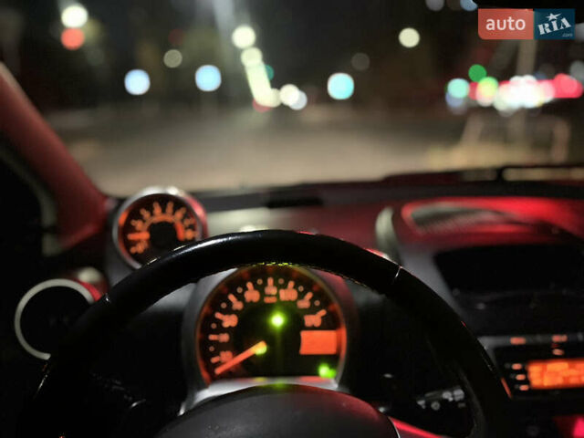 Черный Пежо 107, объемом двигателя 1 л и пробегом 177 тыс. км за 5500 $, фото 3 на Automoto.ua