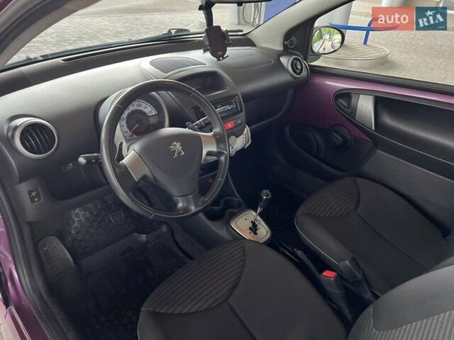 Фиолетовый Пежо 107, объемом двигателя 1 л и пробегом 159 тыс. км за 5600 $, фото 15 на Automoto.ua