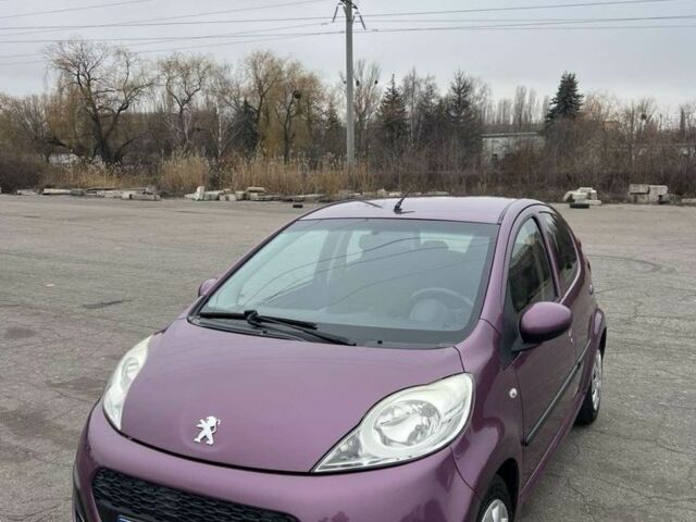 Фіолетовий Пежо 107, об'ємом двигуна 1 л та пробігом 72 тис. км за 7000 $, фото 5 на Automoto.ua