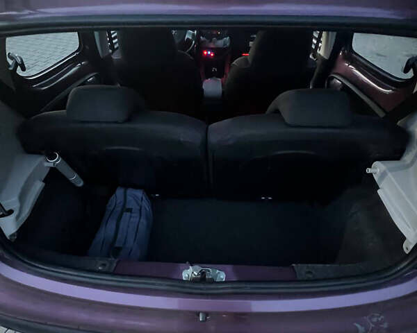 Фиолетовый Пежо 107, объемом двигателя 1 л и пробегом 112 тыс. км за 5900 $, фото 5 на Automoto.ua