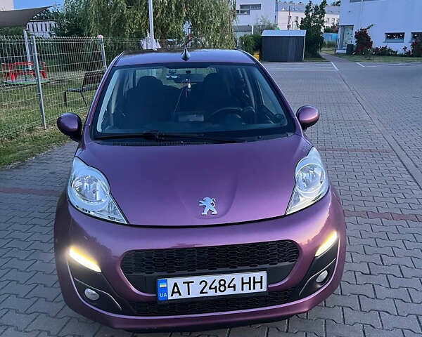 Фиолетовый Пежо 107, объемом двигателя 1 л и пробегом 112 тыс. км за 5900 $, фото 1 на Automoto.ua