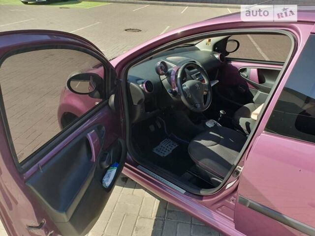 Фіолетовий Пежо 107, об'ємом двигуна 1 л та пробігом 146 тис. км за 7500 $, фото 9 на Automoto.ua