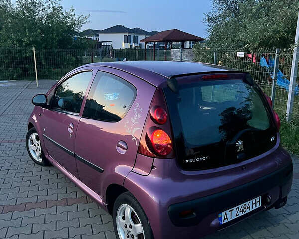 Фиолетовый Пежо 107, объемом двигателя 1 л и пробегом 112 тыс. км за 5900 $, фото 2 на Automoto.ua
