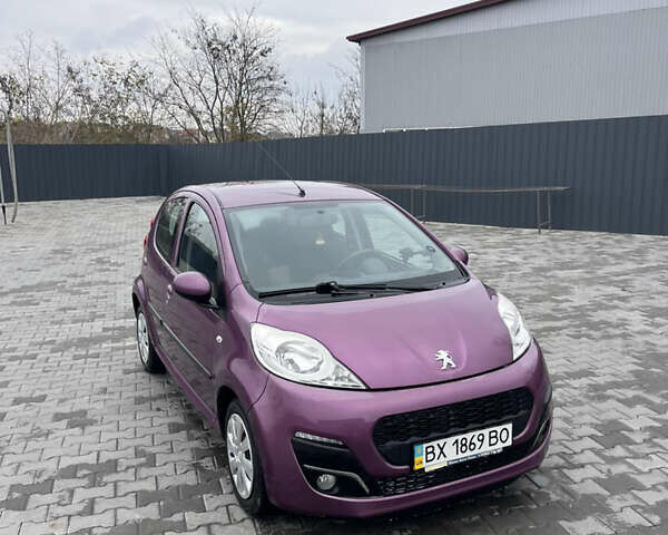 Фиолетовый Пежо 107, объемом двигателя 1 л и пробегом 71 тыс. км за 7150 $, фото 2 на Automoto.ua