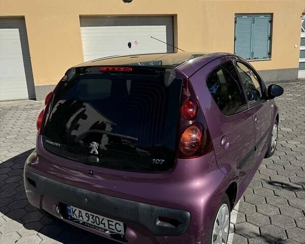Фиолетовый Пежо 107, объемом двигателя 1 л и пробегом 131 тыс. км за 5500 $, фото 2 на Automoto.ua