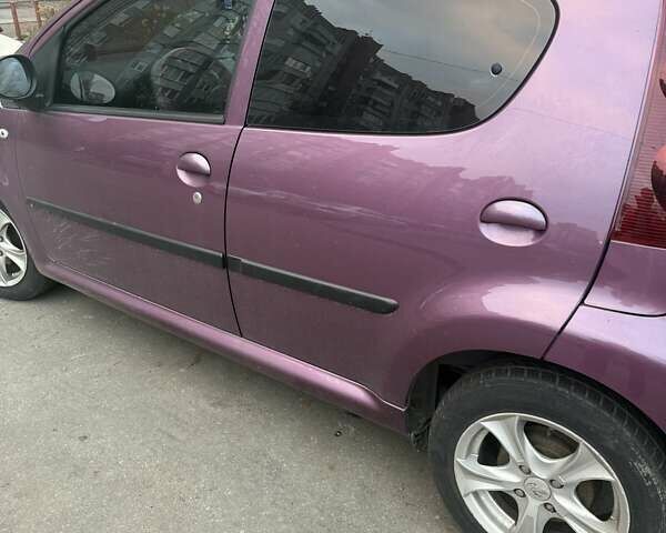 Фиолетовый Пежо 107, объемом двигателя 1 л и пробегом 154 тыс. км за 6200 $, фото 8 на Automoto.ua