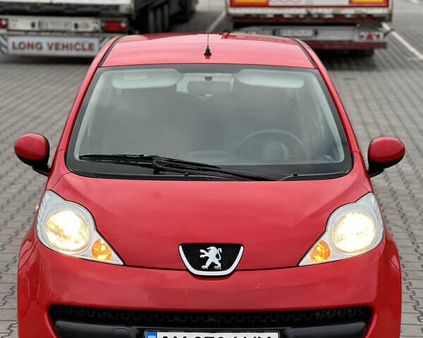 Червоний Пежо 107, об'ємом двигуна 1 л та пробігом 149 тис. км за 3999 $, фото 12 на Automoto.ua