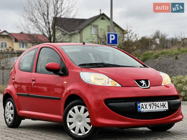 Червоний Пежо 107, об'ємом двигуна 1 л та пробігом 149 тис. км за 3999 $, фото 9 на Automoto.ua