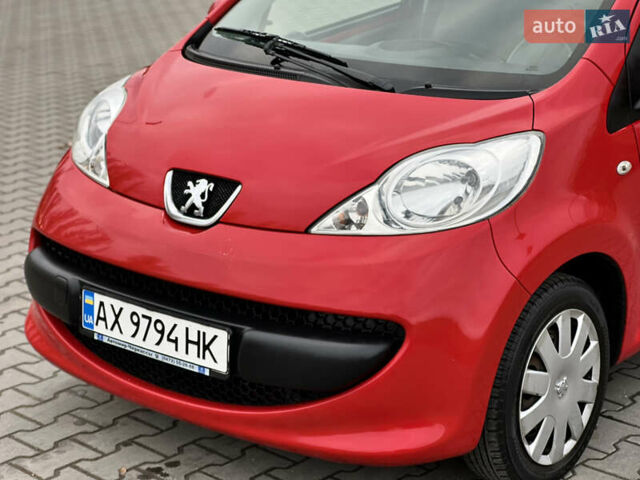 Червоний Пежо 107, об'ємом двигуна 1 л та пробігом 149 тис. км за 3999 $, фото 13 на Automoto.ua