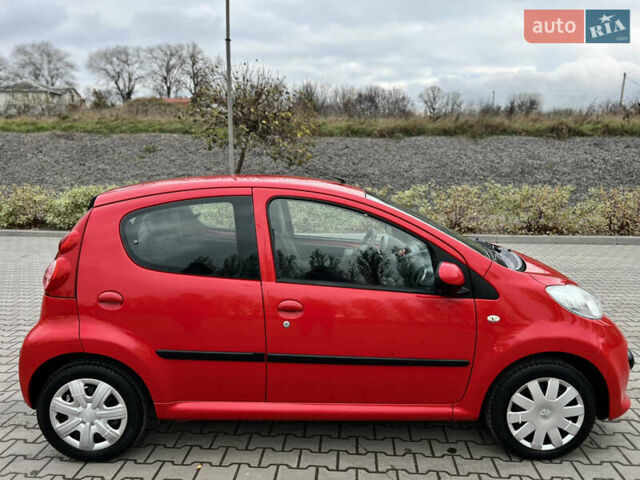 Червоний Пежо 107, об'ємом двигуна 1 л та пробігом 149 тис. км за 3999 $, фото 22 на Automoto.ua