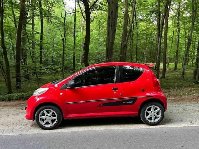Красный Пежо 107, объемом двигателя 1 л и пробегом 188 тыс. км за 2700 $, фото 7 на Automoto.ua