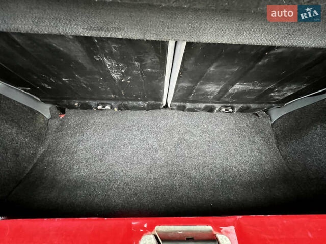 Червоний Пежо 107, об'ємом двигуна 1 л та пробігом 149 тис. км за 3999 $, фото 40 на Automoto.ua