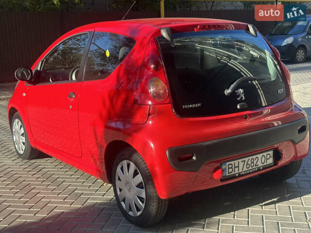 Красный Пежо 107, объемом двигателя 1 л и пробегом 151 тыс. км за 2999 $, фото 11 на Automoto.ua