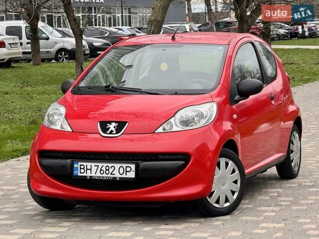Красный Пежо 107, объемом двигателя 1 л и пробегом 151 тыс. км за 2999 $, фото 15 на Automoto.ua