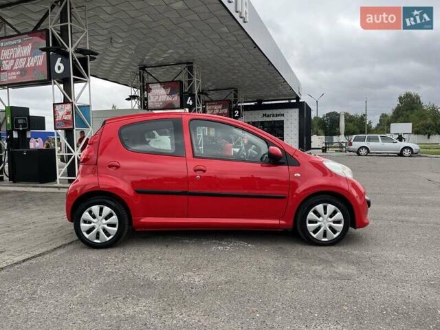 Красный Пежо 107, объемом двигателя 1 л и пробегом 170 тыс. км за 5000 $, фото 5 на Automoto.ua
