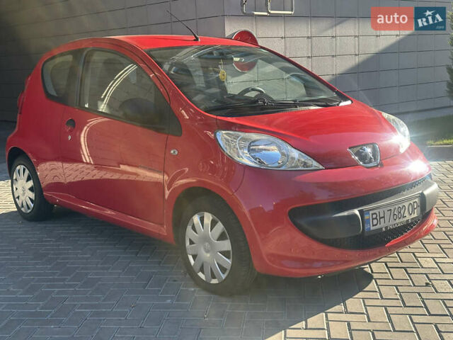 Красный Пежо 107, объемом двигателя 1 л и пробегом 151 тыс. км за 2999 $, фото 6 на Automoto.ua