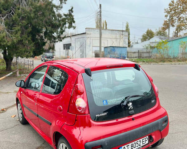 Червоний Пежо 107, об'ємом двигуна 1 л та пробігом 139 тис. км за 4200 $, фото 5 на Automoto.ua