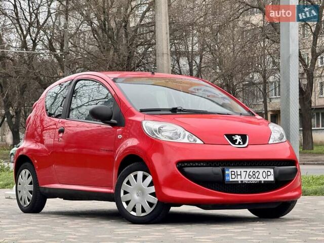 Красный Пежо 107, объемом двигателя 1 л и пробегом 151 тыс. км за 2999 $, фото 20 на Automoto.ua