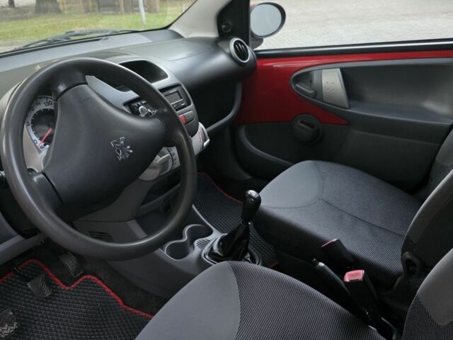 Красный Пежо 107, объемом двигателя 1 л и пробегом 139 тыс. км за 2999 $, фото 7 на Automoto.ua