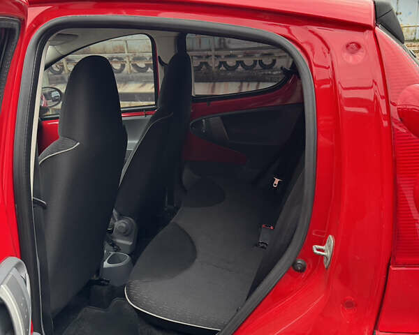 Пежо 107 2010 в Харькове на Automoto.ua Красный Пежо 107, объемом двигателя 1 л и пробегом 157 тыс. км за 4700 $, фото 8 на Automoto.ua