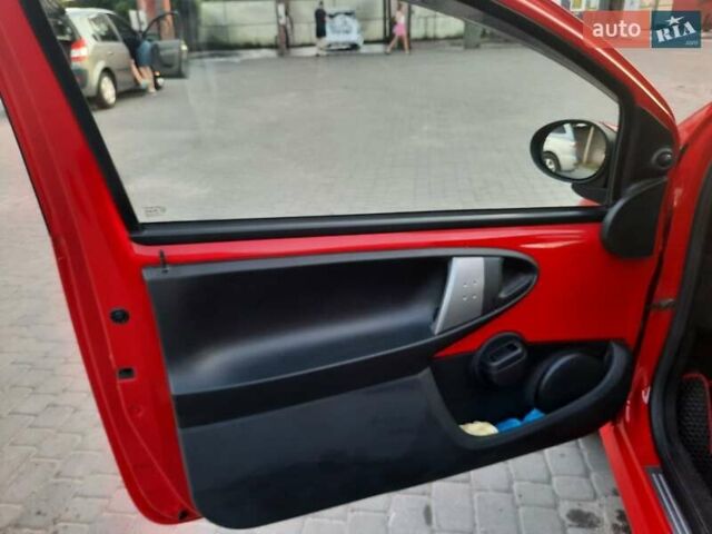 Красный Пежо 107, объемом двигателя 1 л и пробегом 100 тыс. км за 5700 $, фото 16 на Automoto.ua