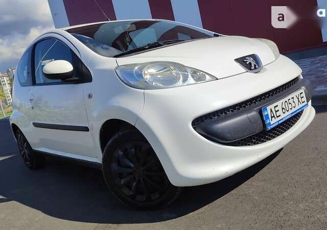 Пежо 107, объемом двигателя 1 л и пробегом 181 тыс. км за 3900 $, фото 16 на Automoto.ua