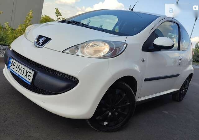 Пежо 107, объемом двигателя 1 л и пробегом 181 тыс. км за 3900 $, фото 15 на Automoto.ua