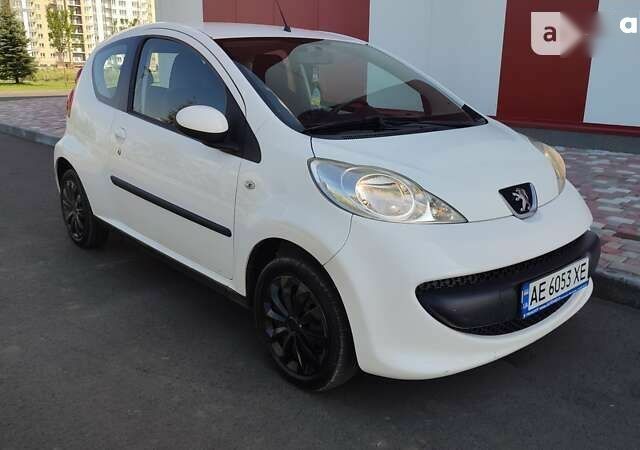 Пежо 107, объемом двигателя 1 л и пробегом 181 тыс. км за 3900 $, фото 1 на Automoto.ua