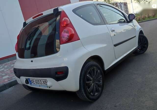 Пежо 107, объемом двигателя 1 л и пробегом 181 тыс. км за 3900 $, фото 13 на Automoto.ua