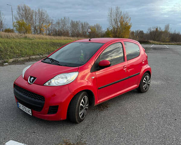 Пежо 107, объемом двигателя 1 л и пробегом 157 тыс. км за 4350 $, фото 1 на Automoto.ua