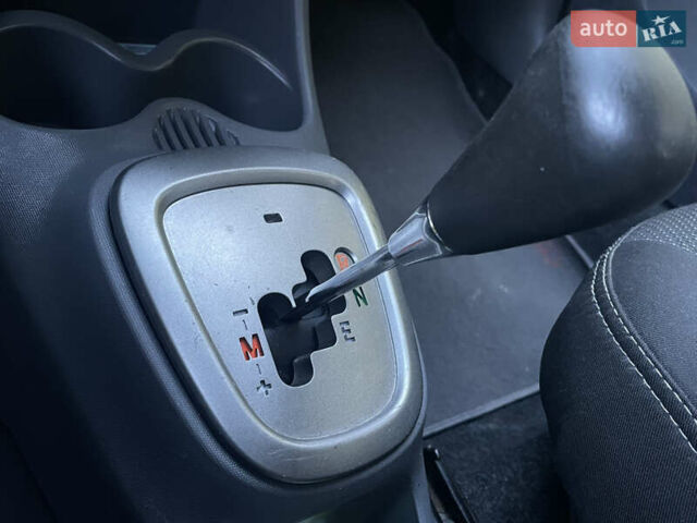 Жовтий Пежо 107, об'ємом двигуна 1 л та пробігом 261 тис. км за 3970 $, фото 15 на Automoto.ua