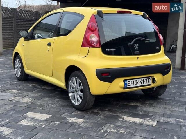 Желтый Пежо 107, объемом двигателя 1 л и пробегом 178 тыс. км за 3500 $, фото 9 на Automoto.ua