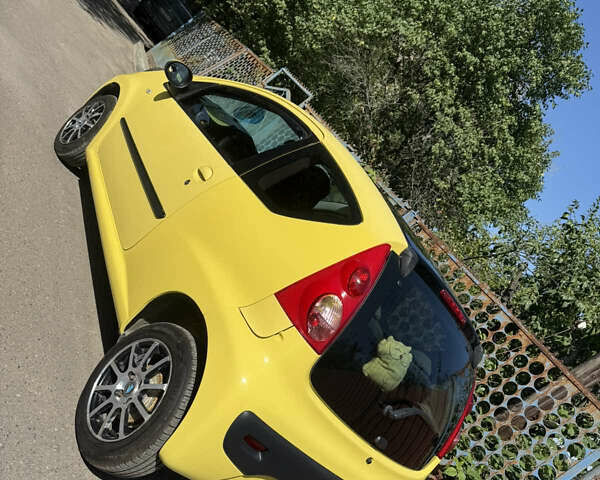 Пежо 107 2008 в Львове на Automoto.ua Желтый Пежо 107, объемом двигателя 1 л и пробегом 190 тыс. км за 4950 $, фото 7 на Automoto.ua