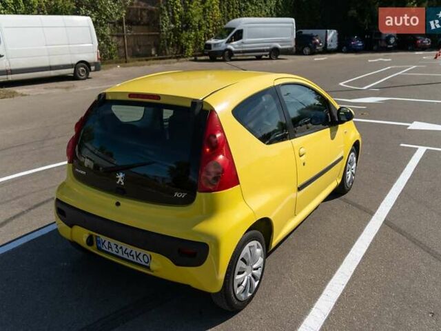 Желтый Пежо 107, объемом двигателя 1 л и пробегом 169 тыс. км за 4500 $, фото 10 на Automoto.ua