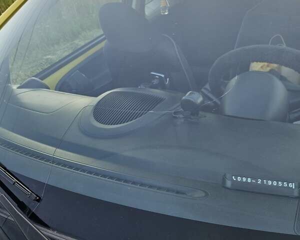 Жовтий Пежо 107, об'ємом двигуна 1 л та пробігом 139 тис. км за 5300 $, фото 16 на Automoto.ua