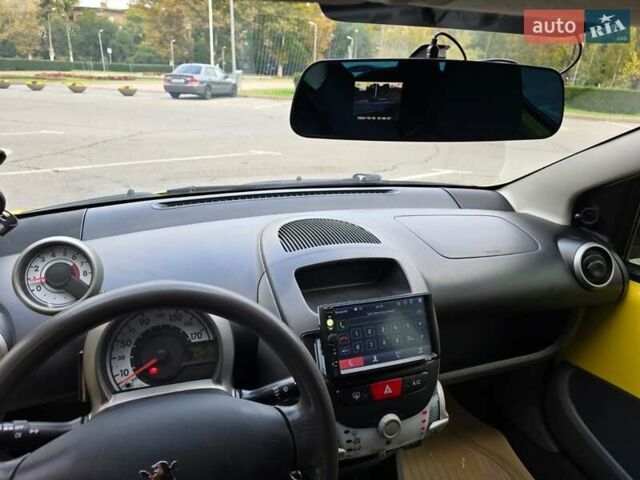 Желтый Пежо 107, объемом двигателя 1 л и пробегом 284 тыс. км за 5100 $, фото 17 на Automoto.ua