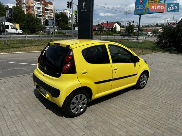 Желтый Пежо 107, объемом двигателя 1 л и пробегом 122 тыс. км за 5250 $, фото 10 на Automoto.ua
