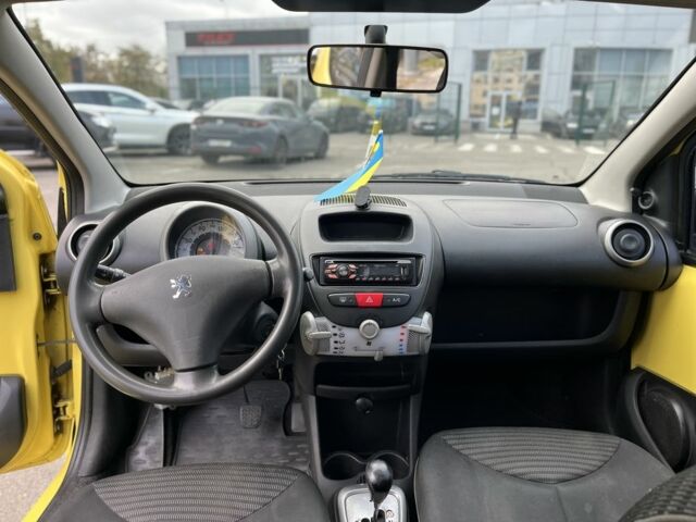 Пежо 107 2012 в Киеве на Automoto.ua Желтый Пежо 107, объемом двигателя 1 л и пробегом 294 тыс. км за 4200 $, фото 5 на Automoto.ua