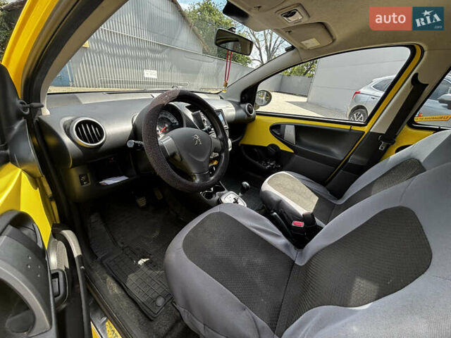 Желтый Пежо 107, объемом двигателя 1 л и пробегом 122 тыс. км за 5250 $, фото 15 на Automoto.ua