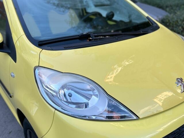 Жовтий Пежо 107, об'ємом двигуна 1 л та пробігом 134 тис. км за 4700 $, фото 6 на Automoto.ua