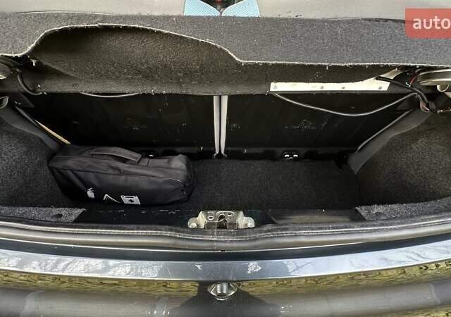 Серый Пежо 107, объемом двигателя 1 л и пробегом 122 тыс. км за 5650 $, фото 18 на Automoto.ua