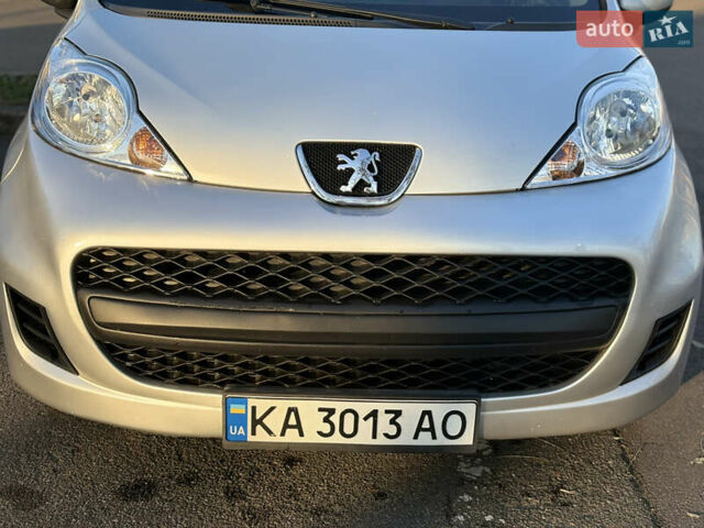 Серый Пежо 107, объемом двигателя 1 л и пробегом 187 тыс. км за 5500 $, фото 9 на Automoto.ua